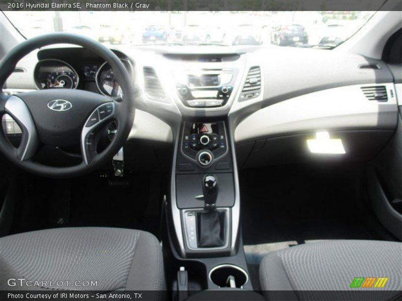 Phantom Black / Gray 2016 Hyundai Elantra SE