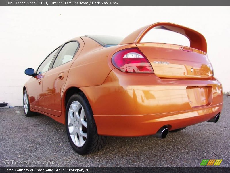 Orange Blast Pearlcoat / Dark Slate Gray 2005 Dodge Neon SRT-4