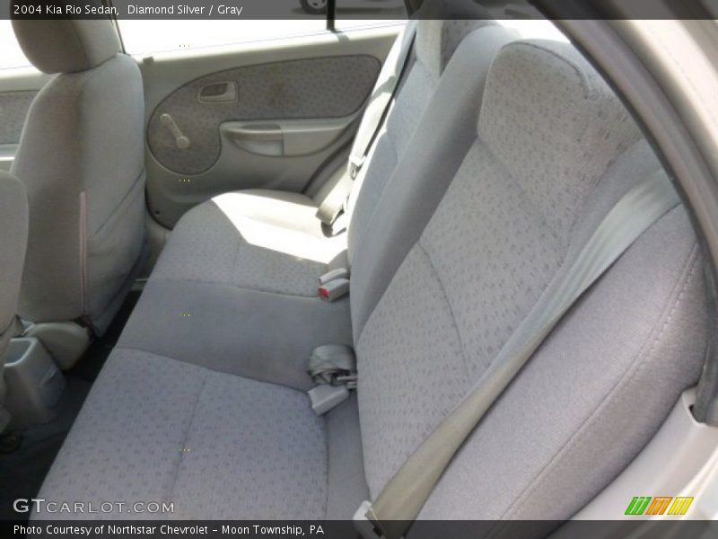 Diamond Silver / Gray 2004 Kia Rio Sedan