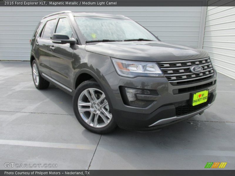 Magnetic Metallic / Medium Light Camel 2016 Ford Explorer XLT