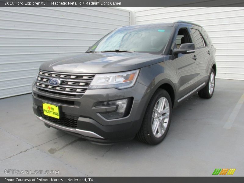 Magnetic Metallic / Medium Light Camel 2016 Ford Explorer XLT