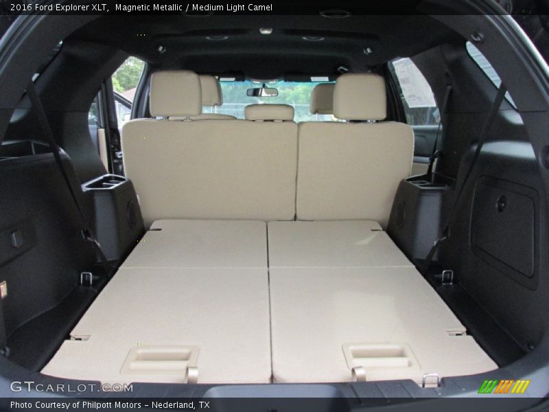 Magnetic Metallic / Medium Light Camel 2016 Ford Explorer XLT