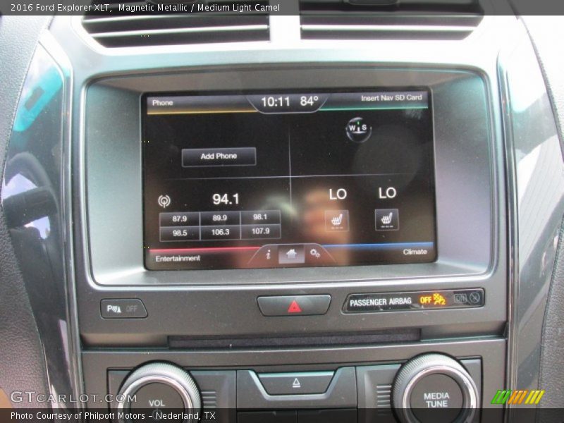 Magnetic Metallic / Medium Light Camel 2016 Ford Explorer XLT