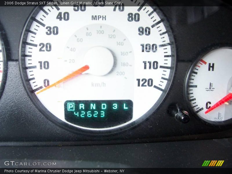 Linen Gold Metallic / Dark Slate Grey 2006 Dodge Stratus SXT Sedan