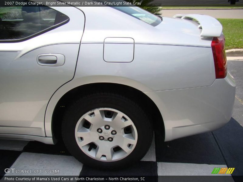 Bright Silver Metallic / Dark Slate Gray/Light Slate Gray 2007 Dodge Charger