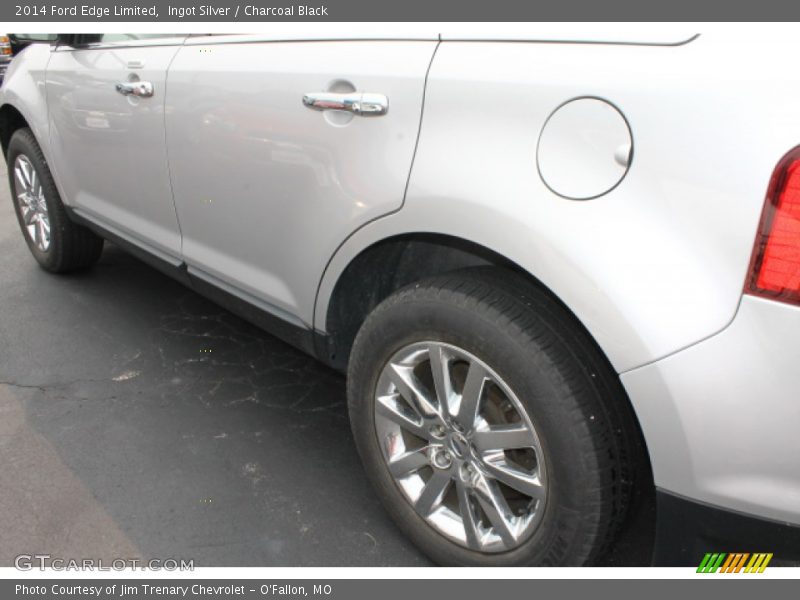 Ingot Silver / Charcoal Black 2014 Ford Edge Limited