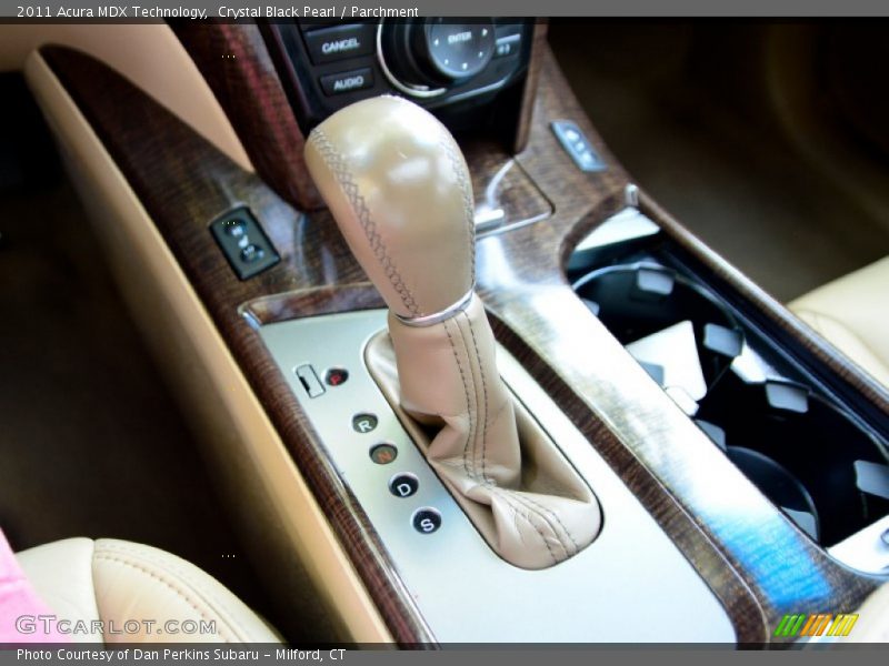 Crystal Black Pearl / Parchment 2011 Acura MDX Technology