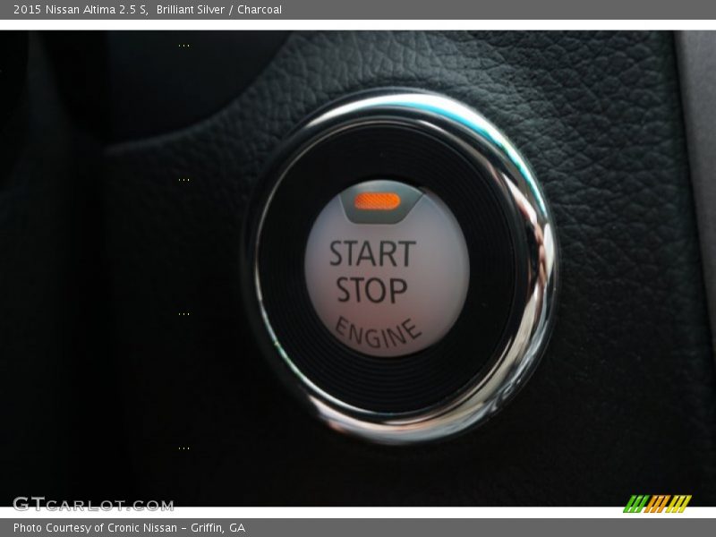 Brilliant Silver / Charcoal 2015 Nissan Altima 2.5 S