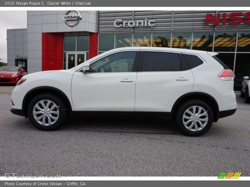 Glacier White / Charcoal 2015 Nissan Rogue S
