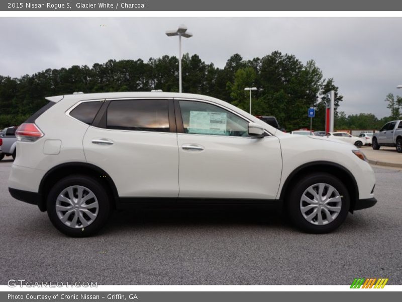  2015 Rogue S Glacier White