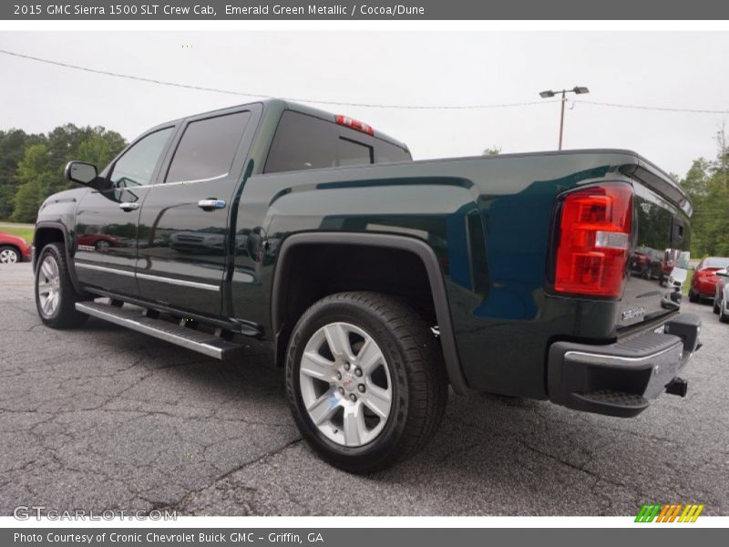 Emerald Green Metallic / Cocoa/Dune 2015 GMC Sierra 1500 SLT Crew Cab