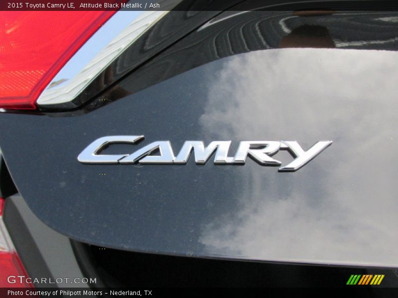 Attitude Black Metallic / Ash 2015 Toyota Camry LE