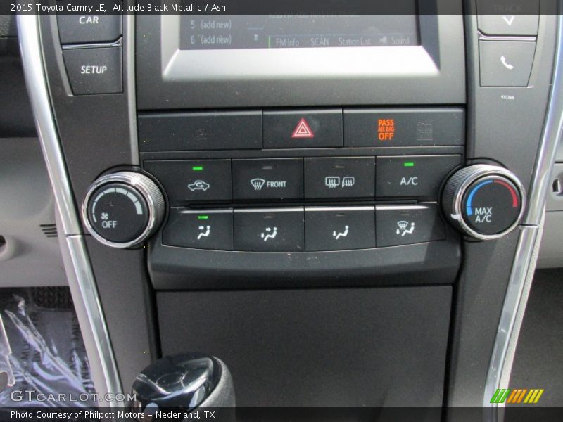 Attitude Black Metallic / Ash 2015 Toyota Camry LE