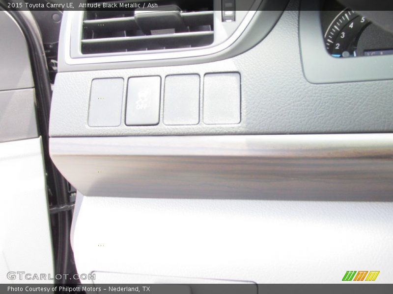 Attitude Black Metallic / Ash 2015 Toyota Camry LE