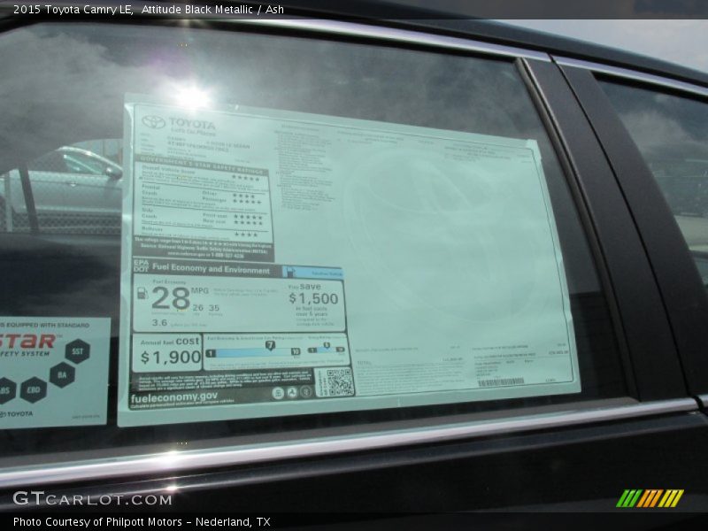 Attitude Black Metallic / Ash 2015 Toyota Camry LE
