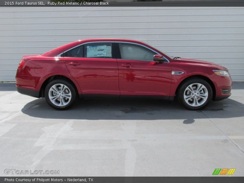  2015 Taurus SEL Ruby Red Metallic