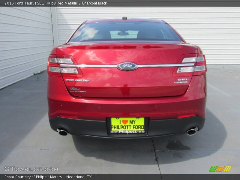 Ruby Red Metallic / Charcoal Black 2015 Ford Taurus SEL