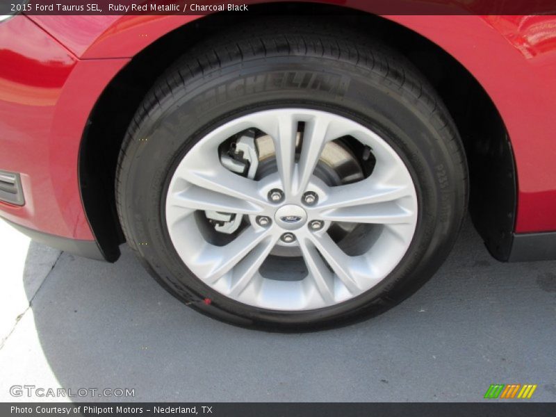  2015 Taurus SEL Wheel