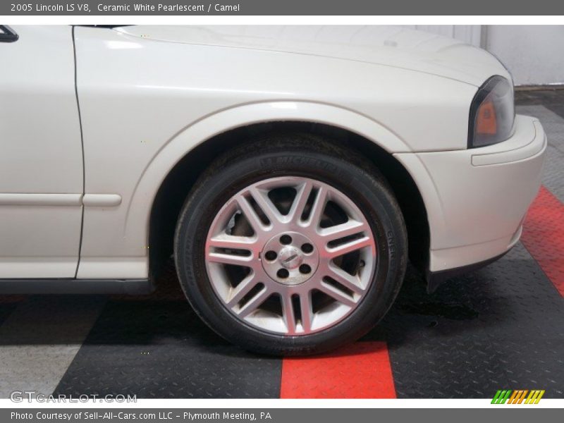 Ceramic White Pearlescent / Camel 2005 Lincoln LS V8