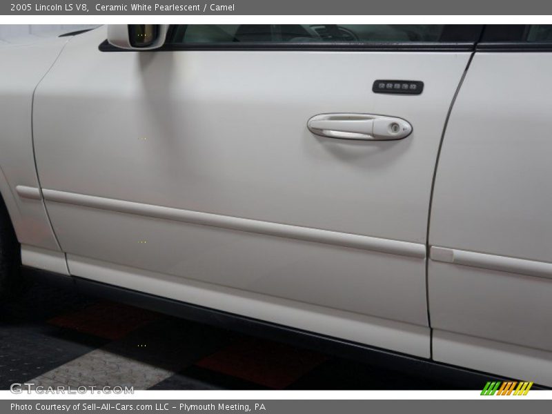 Ceramic White Pearlescent / Camel 2005 Lincoln LS V8