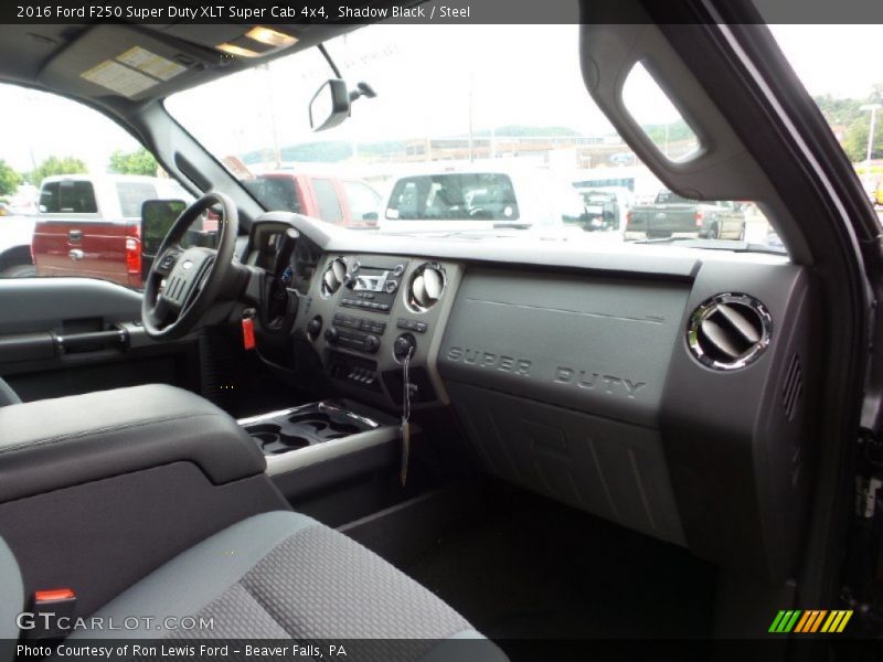 Shadow Black / Steel 2016 Ford F250 Super Duty XLT Super Cab 4x4