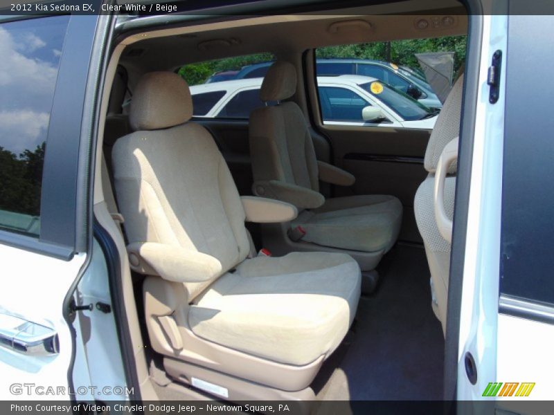 Clear White / Beige 2012 Kia Sedona EX