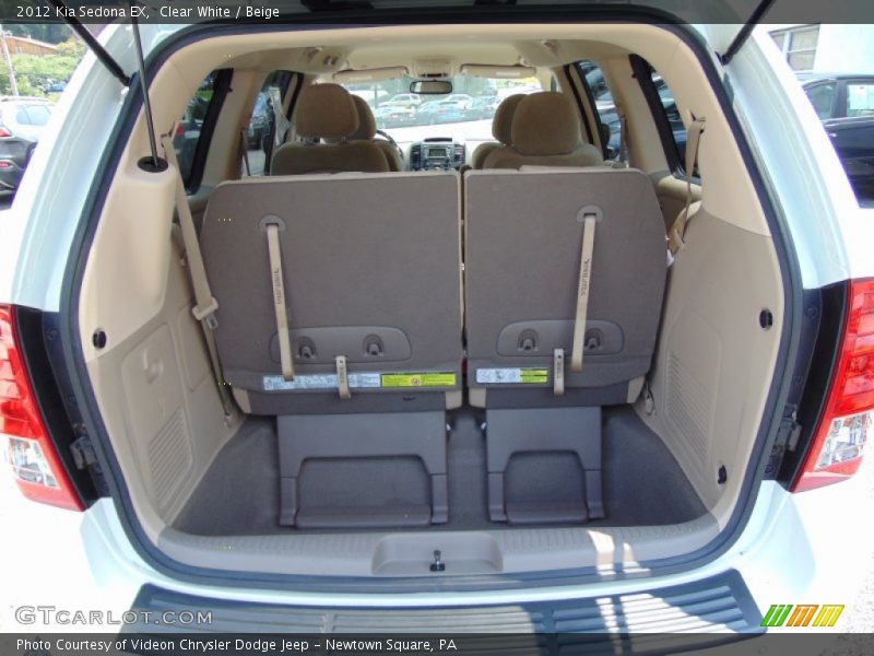 Clear White / Beige 2012 Kia Sedona EX