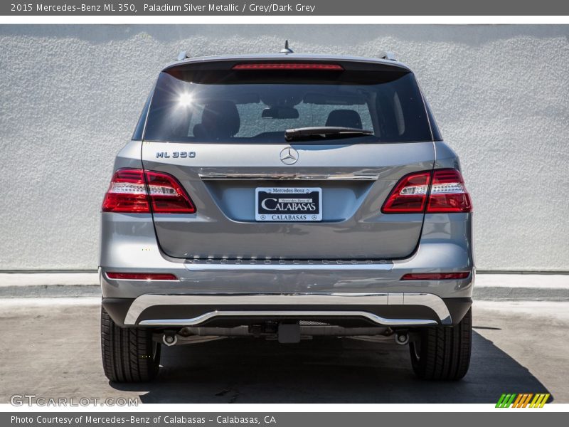 Paladium Silver Metallic / Grey/Dark Grey 2015 Mercedes-Benz ML 350