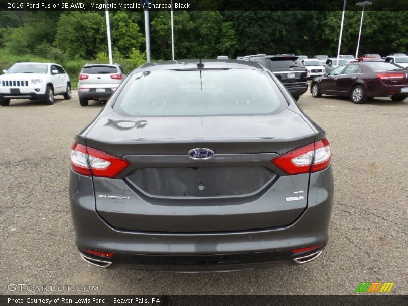 Magnetic Metallic / Charcoal Black 2016 Ford Fusion SE AWD