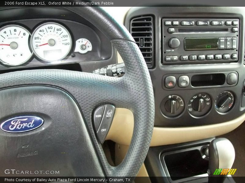 Oxford White / Medium/Dark Pebble 2006 Ford Escape XLS