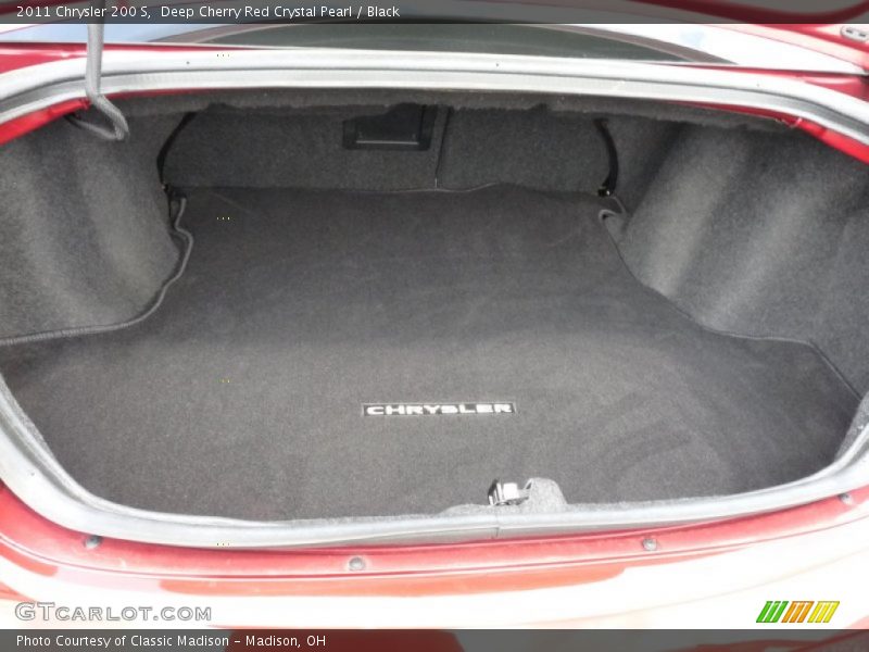 Deep Cherry Red Crystal Pearl / Black 2011 Chrysler 200 S