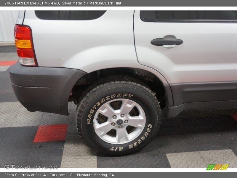 Silver Metallic / Medium/Dark Flint 2006 Ford Escape XLT V6 4WD