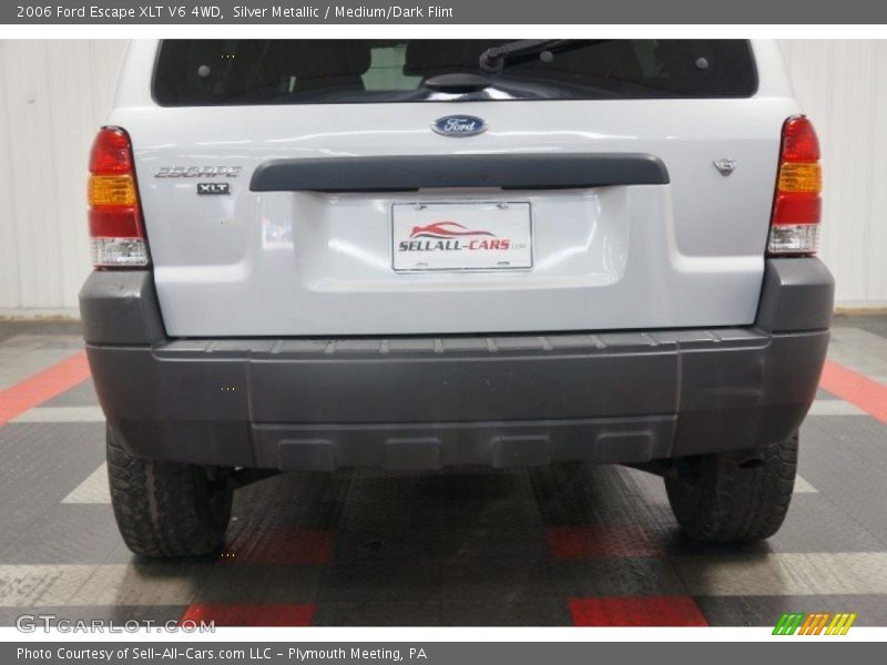 Silver Metallic / Medium/Dark Flint 2006 Ford Escape XLT V6 4WD