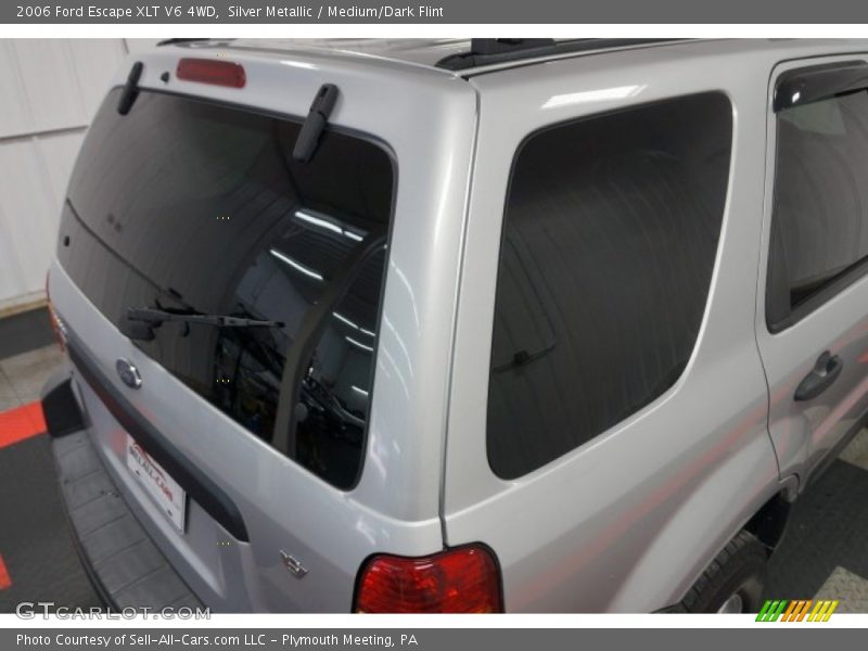 Silver Metallic / Medium/Dark Flint 2006 Ford Escape XLT V6 4WD