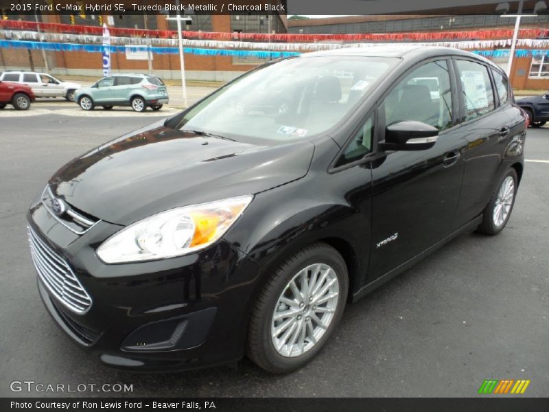 Front 3/4 View of 2015 C-Max Hybrid SE
