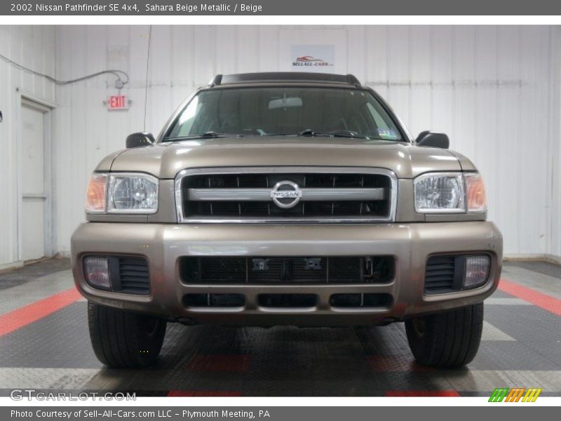 Sahara Beige Metallic / Beige 2002 Nissan Pathfinder SE 4x4