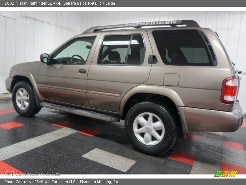 Sahara Beige Metallic / Beige 2002 Nissan Pathfinder SE 4x4