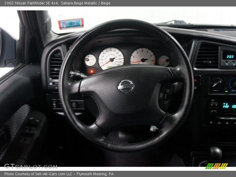 Sahara Beige Metallic / Beige 2002 Nissan Pathfinder SE 4x4