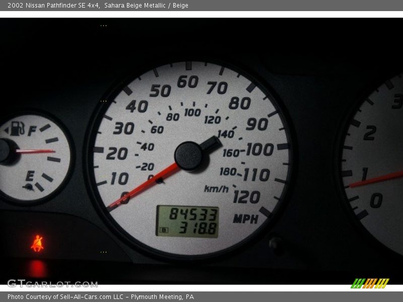 Sahara Beige Metallic / Beige 2002 Nissan Pathfinder SE 4x4