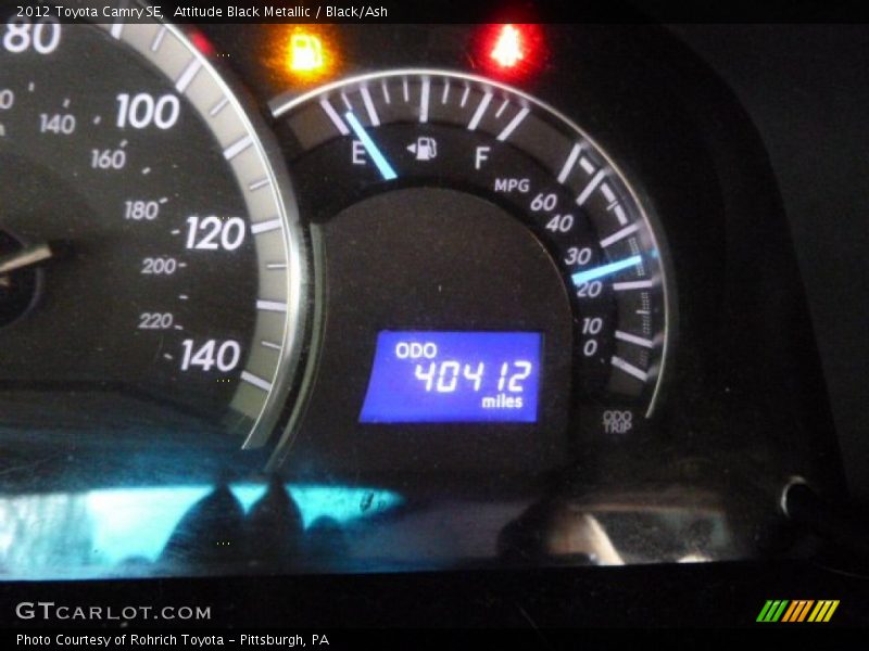 Attitude Black Metallic / Black/Ash 2012 Toyota Camry SE
