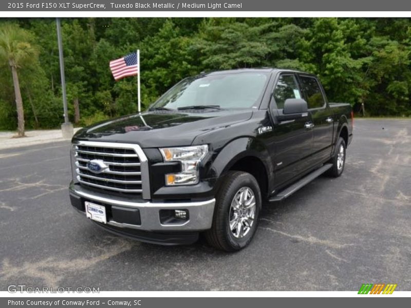 Tuxedo Black Metallic / Medium Light Camel 2015 Ford F150 XLT SuperCrew