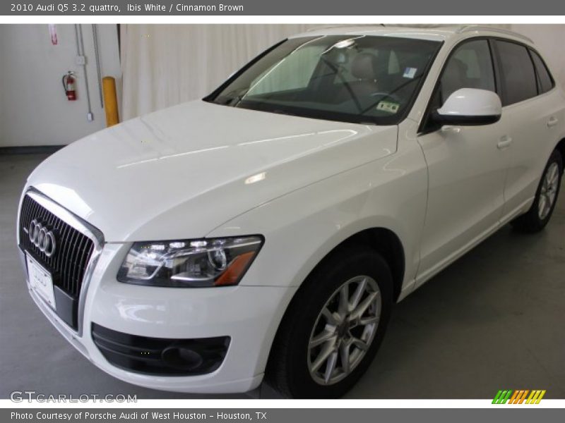 Ibis White / Cinnamon Brown 2010 Audi Q5 3.2 quattro