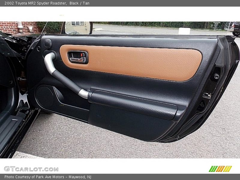 Door Panel of 2002 MR2 Spyder Roadster