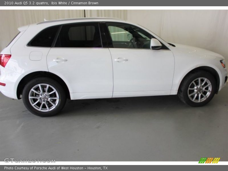 Ibis White / Cinnamon Brown 2010 Audi Q5 3.2 quattro