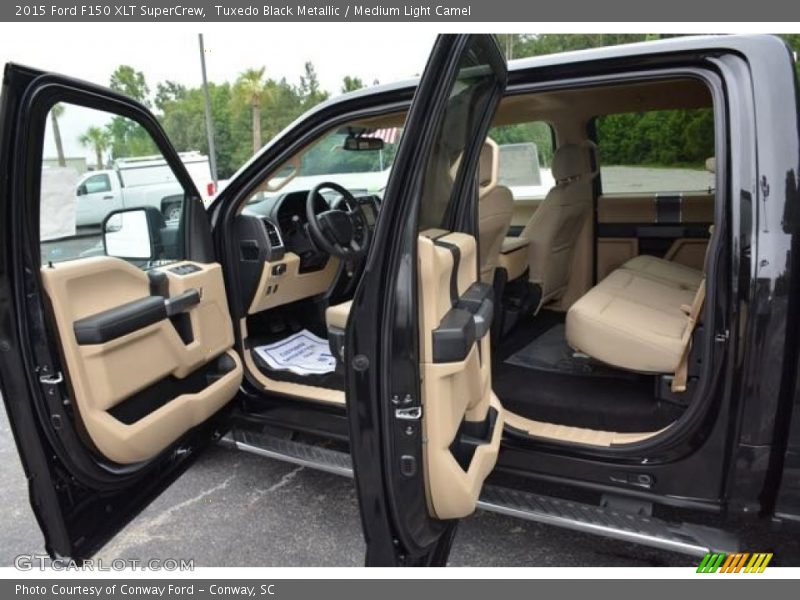 Tuxedo Black Metallic / Medium Light Camel 2015 Ford F150 XLT SuperCrew
