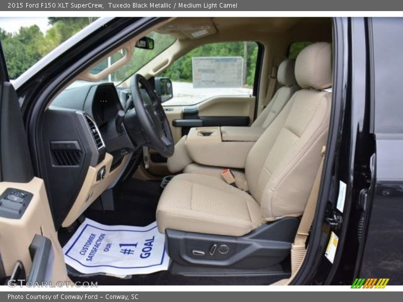 Tuxedo Black Metallic / Medium Light Camel 2015 Ford F150 XLT SuperCrew