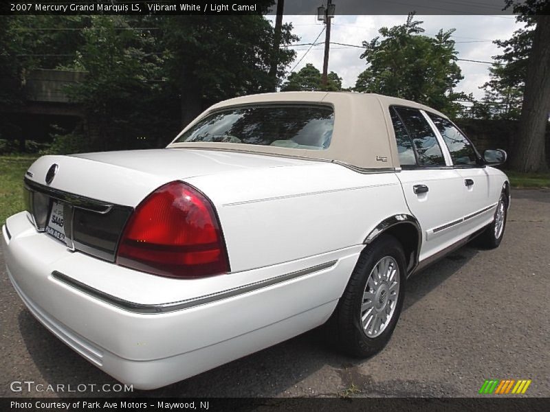 Vibrant White / Light Camel 2007 Mercury Grand Marquis LS