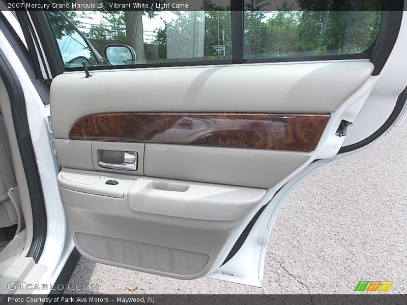 Door Panel of 2007 Grand Marquis LS