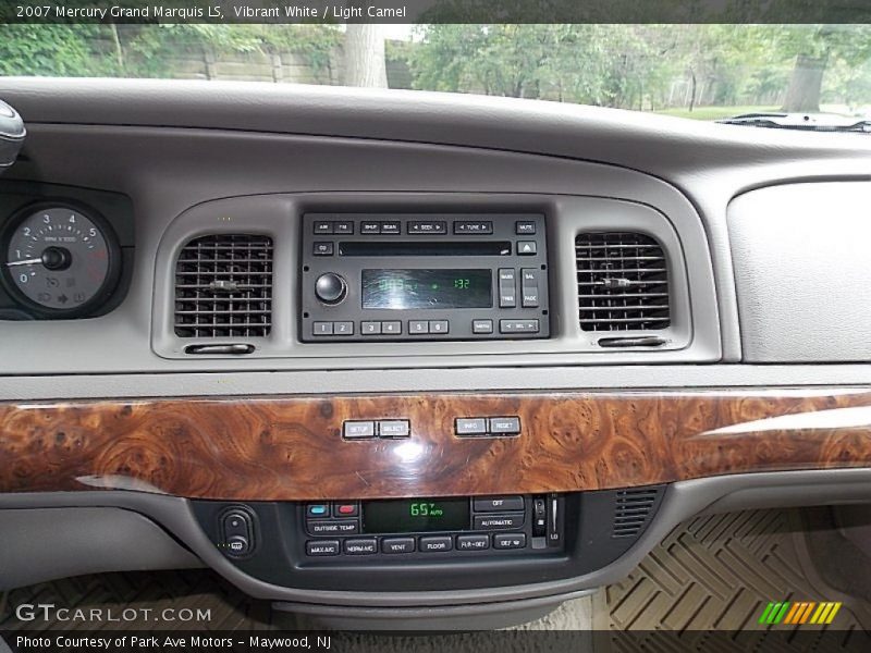 Controls of 2007 Grand Marquis LS