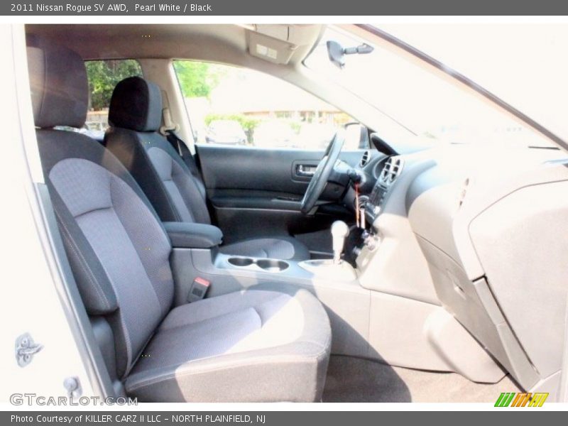 Pearl White / Black 2011 Nissan Rogue SV AWD